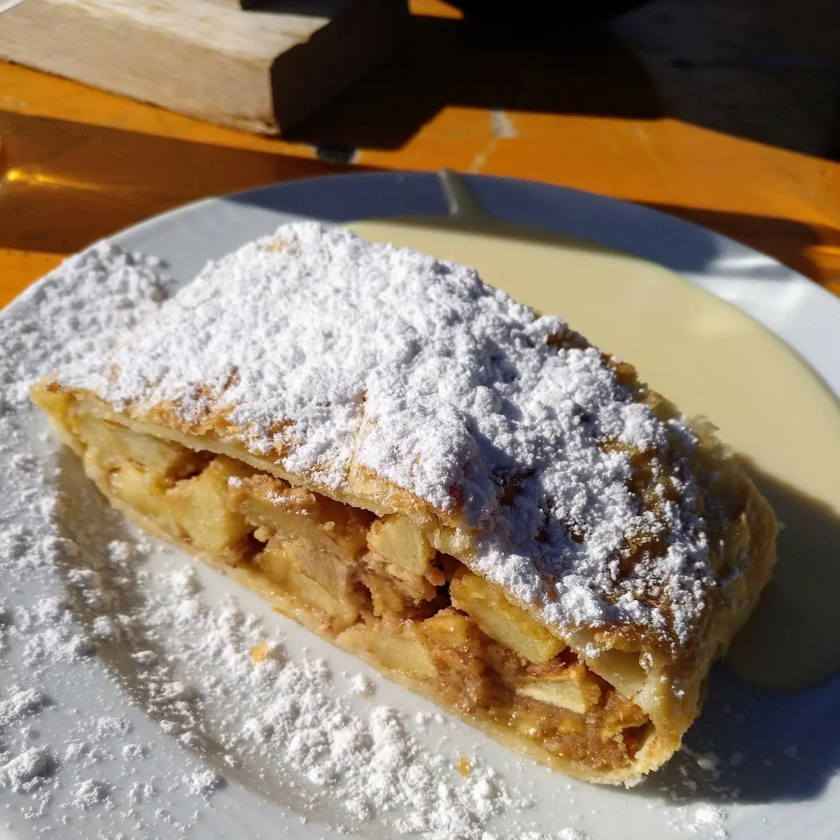 Apple Strudel With Vanilla Sauce