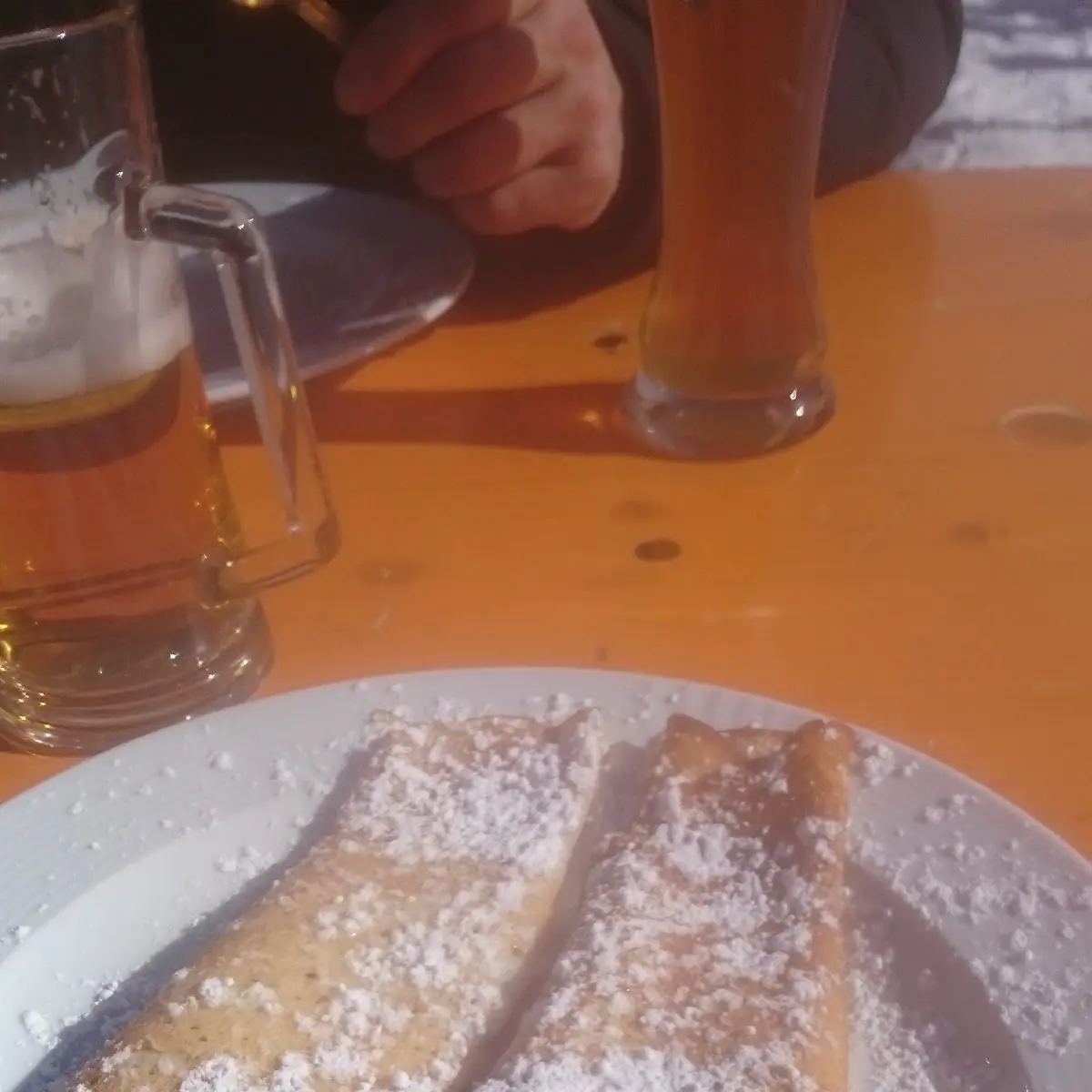 Palatschinken Mit Marillen Marmelade