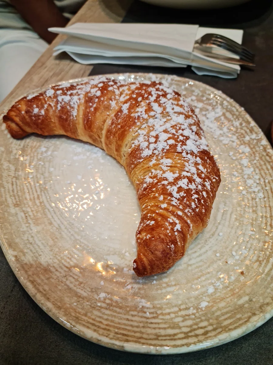 Plain Croissant