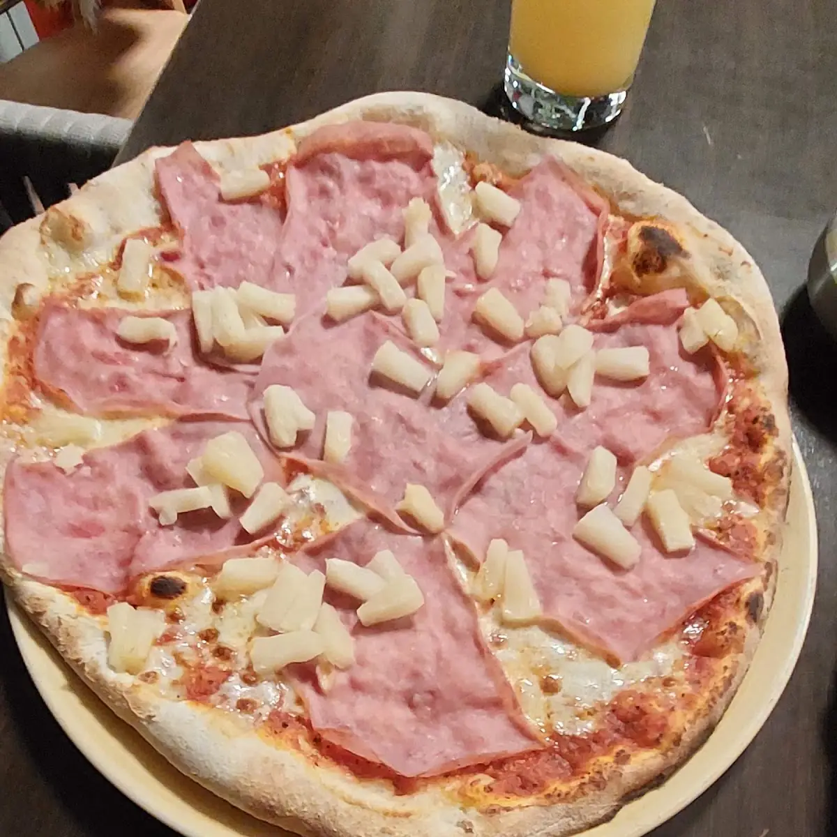 Pizza Hawaii