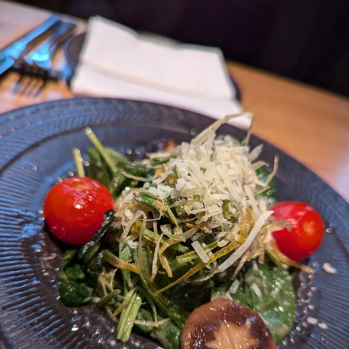 Babyspinach Truffle Salad