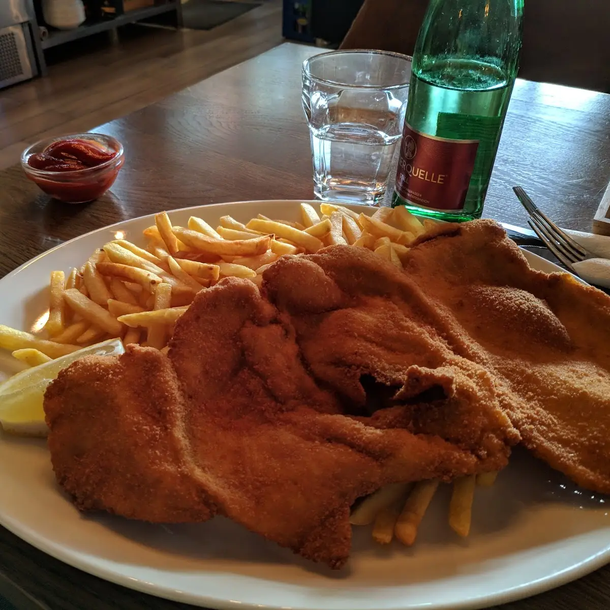 Wiener Schnitzel With Fried Potatoes