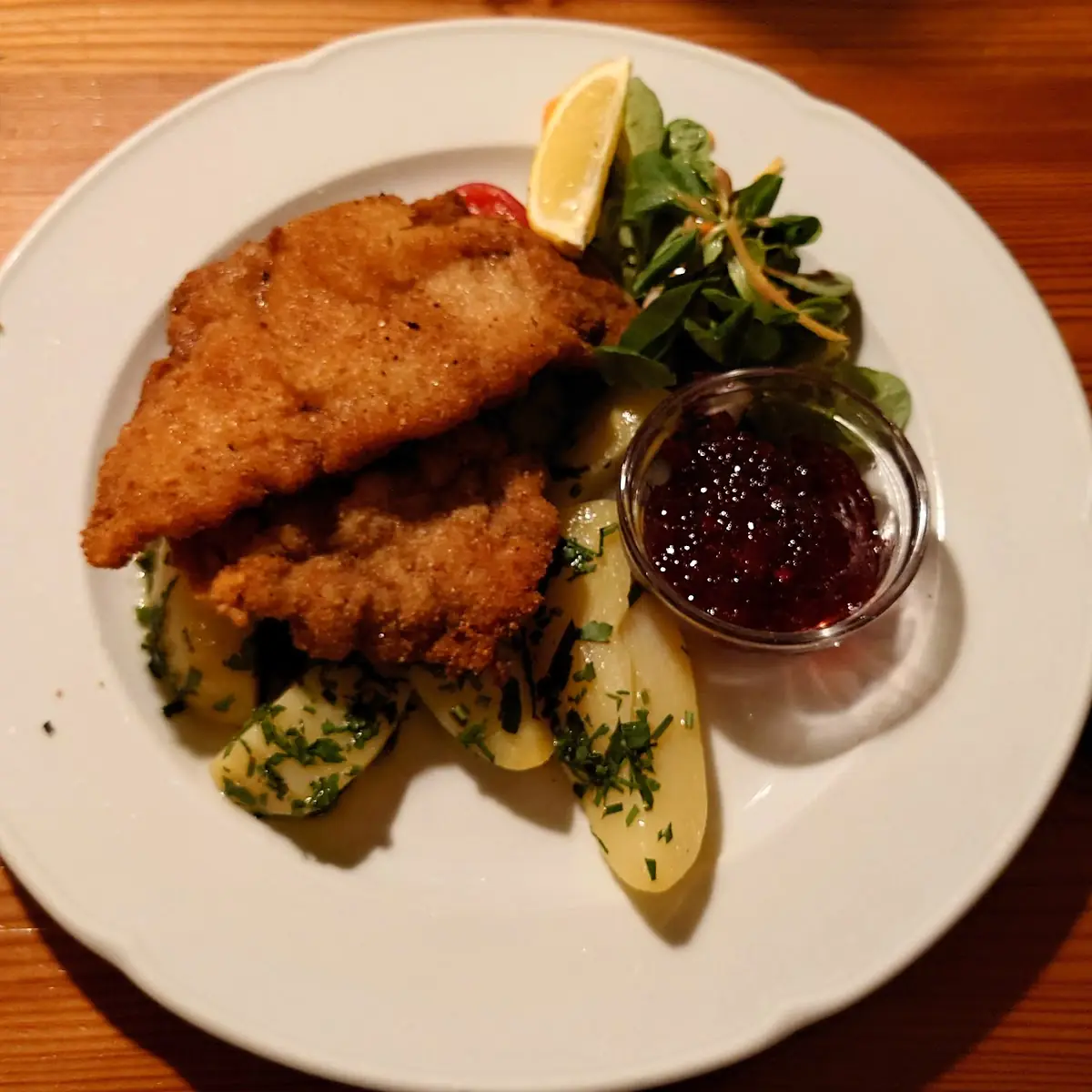 Wiener Schnitzel Vom Schwein Mit Erdknollen