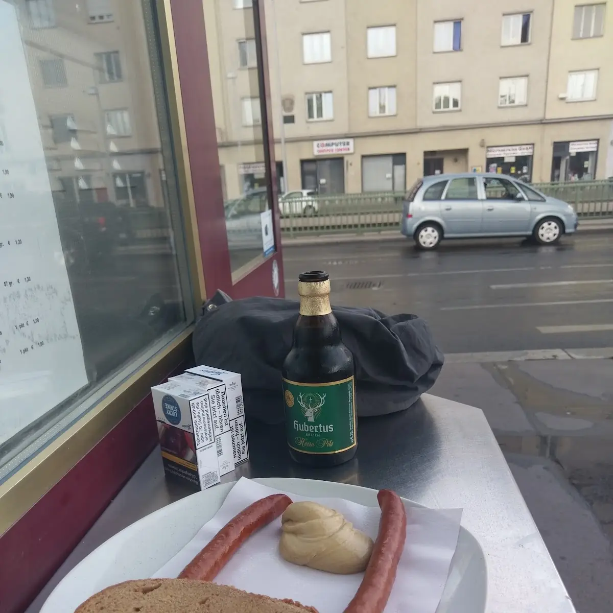 Pustawürstel Mit Brot