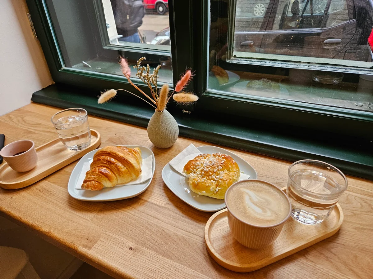 Kaffee Latte Brioche Knopf