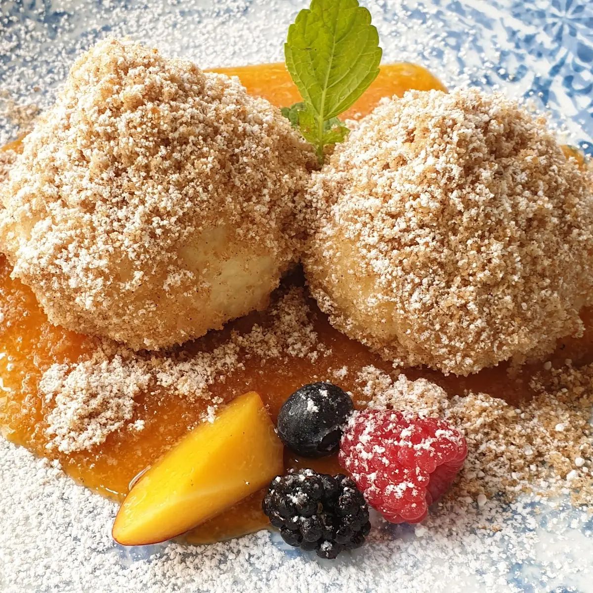 Marillenknödel Mit Zimtbrösel