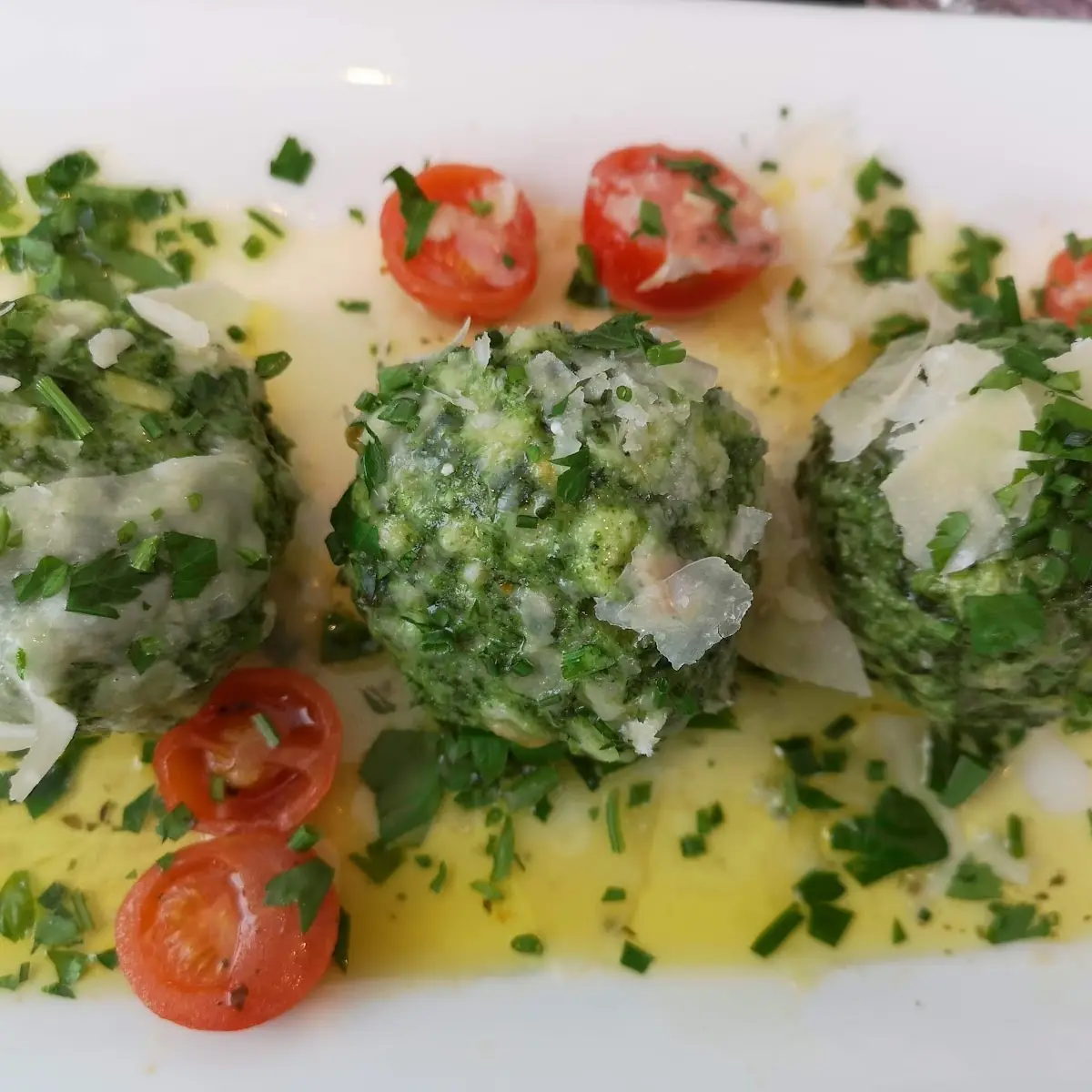 Spinat-frischkäse-knödel