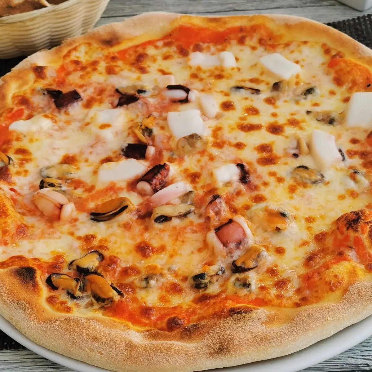 Pizza Frutti Di Mare