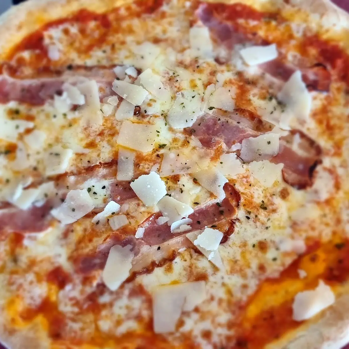 Pizza Prosciutto E Funghi