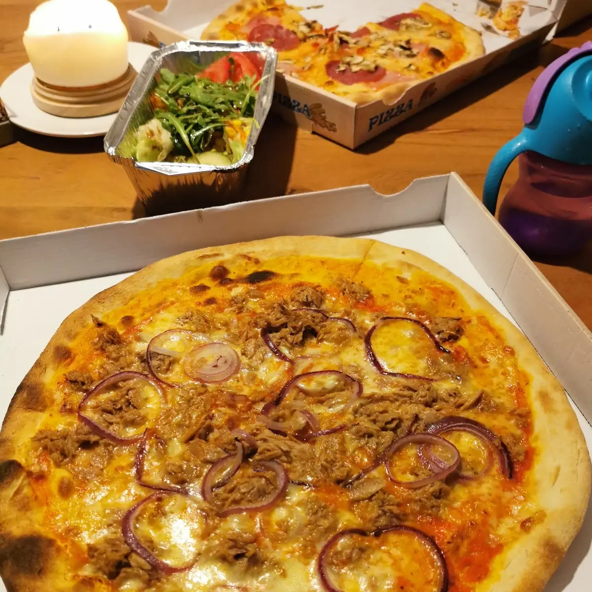 Pizza Tonno
