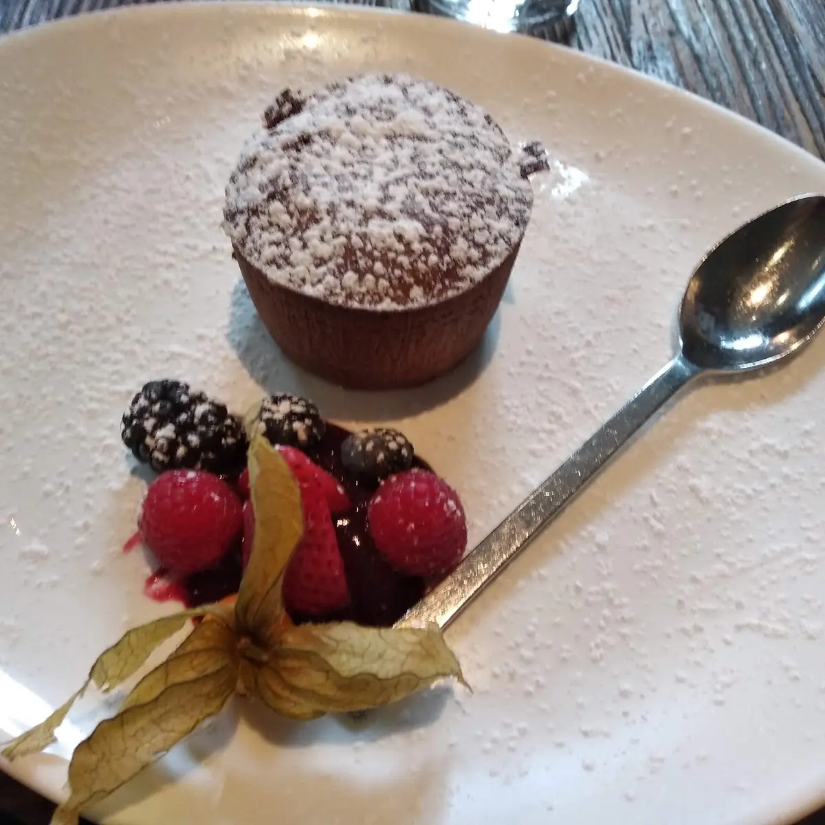Schokokuchen Mit Flüssiger Schokolade