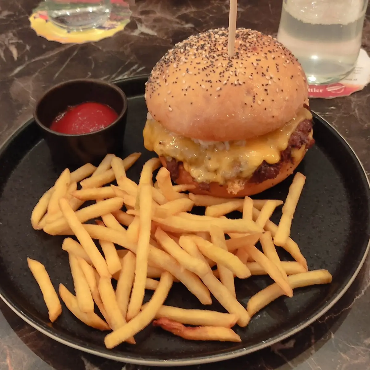 Double Cheeseburger