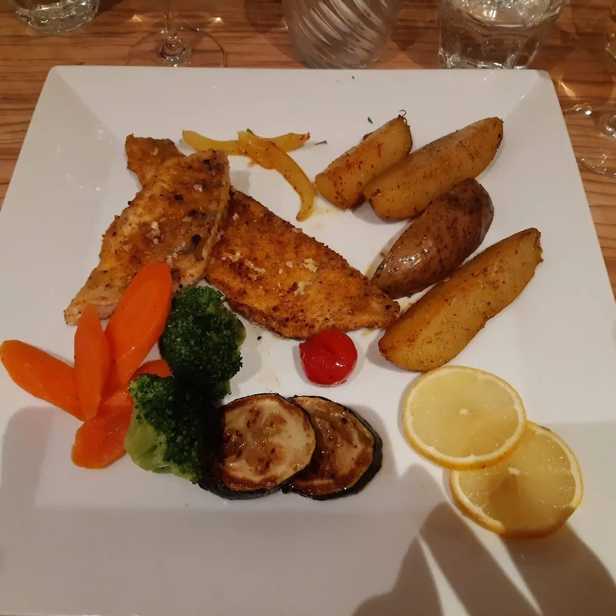 Zanderfielt Mit Sellerie- Kartoffelstampf