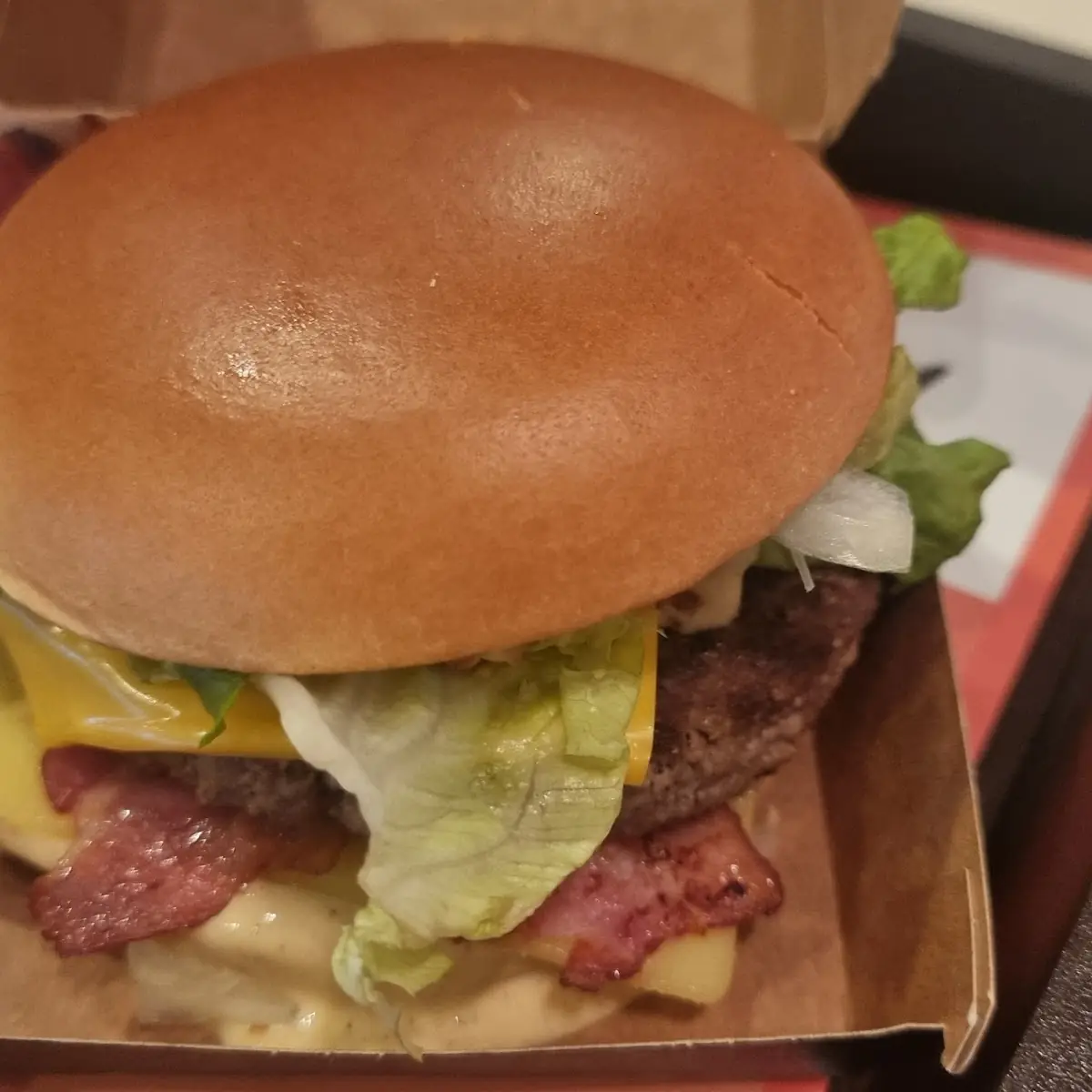 Signature Smoky Cheese Burger