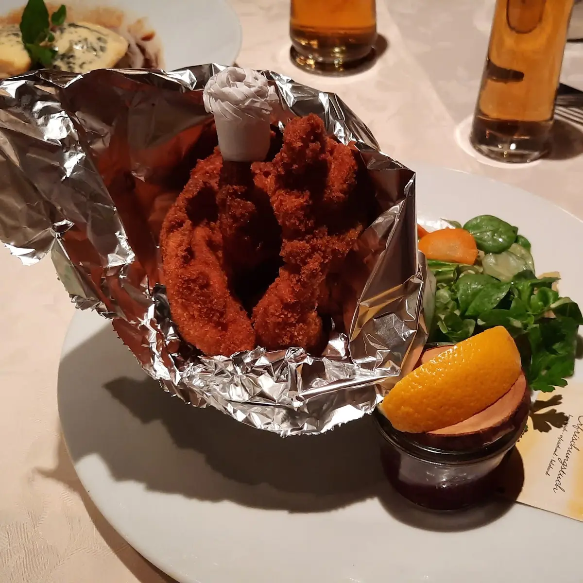 Steirisches Backhändel Mit Kartoffeln Und Preiselbeeren