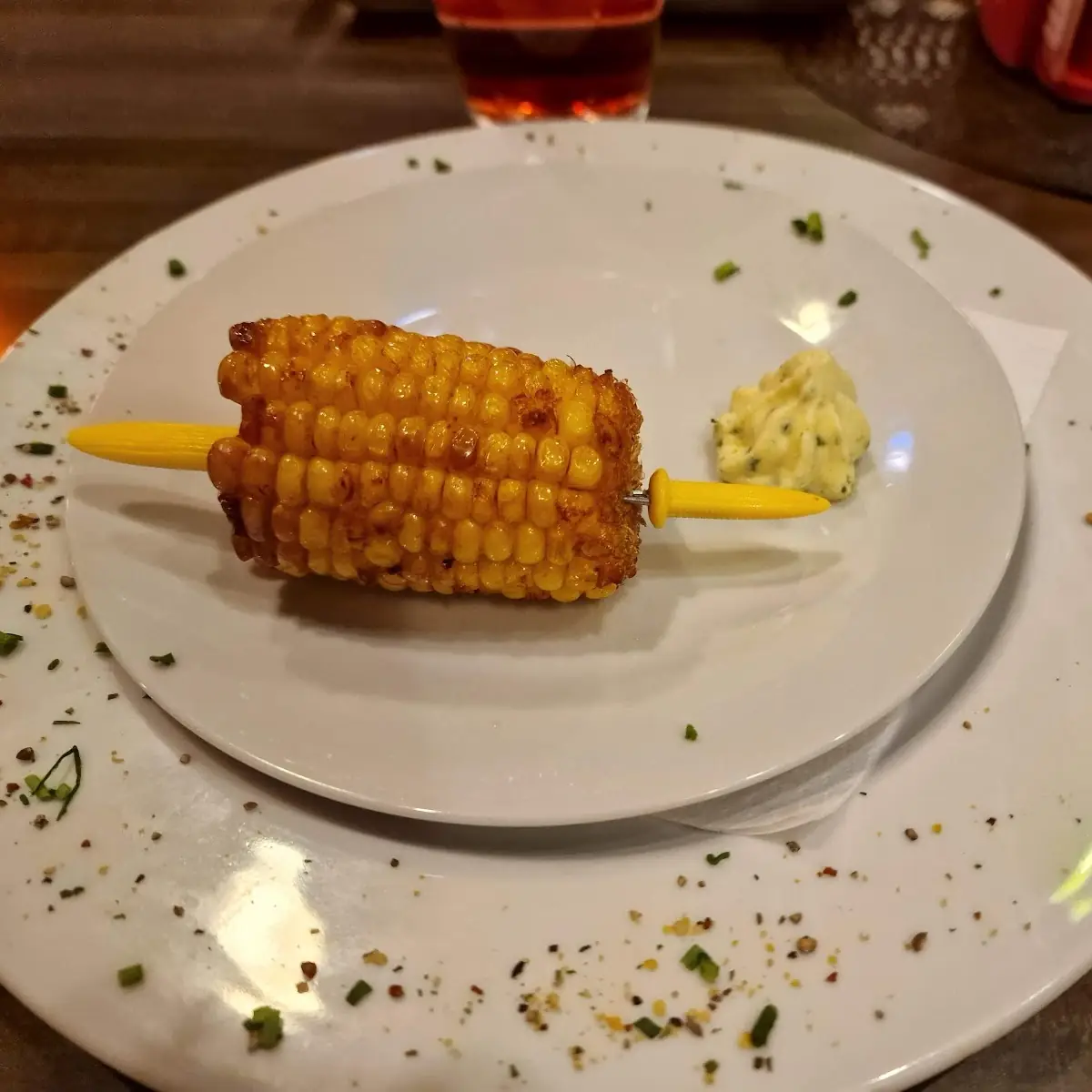 Gegrillter Maiskolben