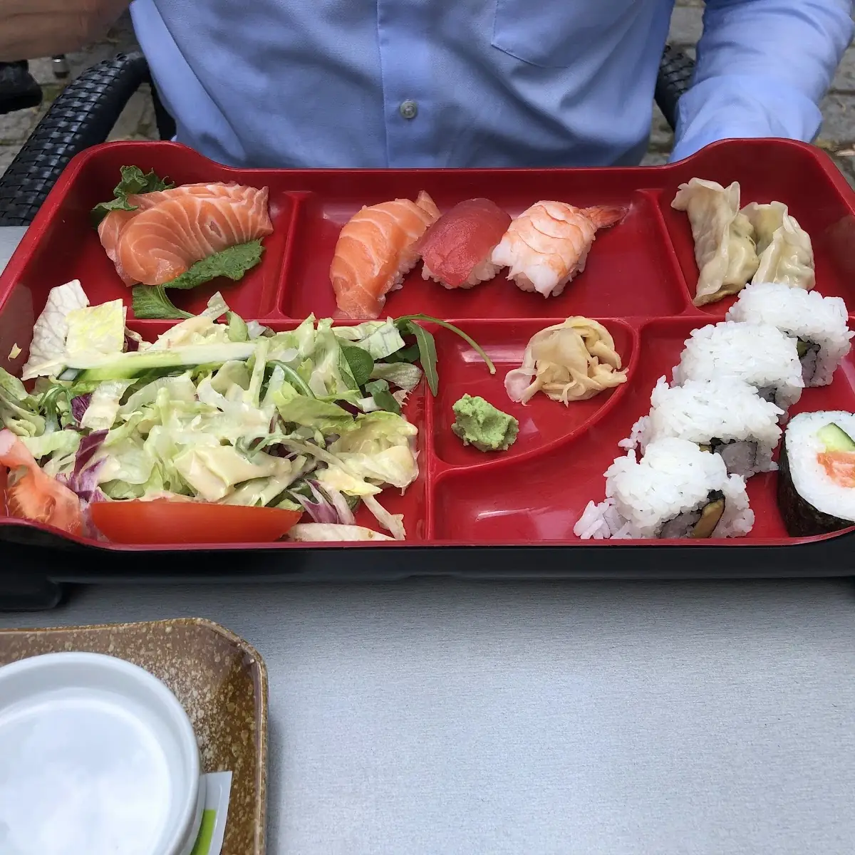 Sushi Bento Mit Miso Suppe