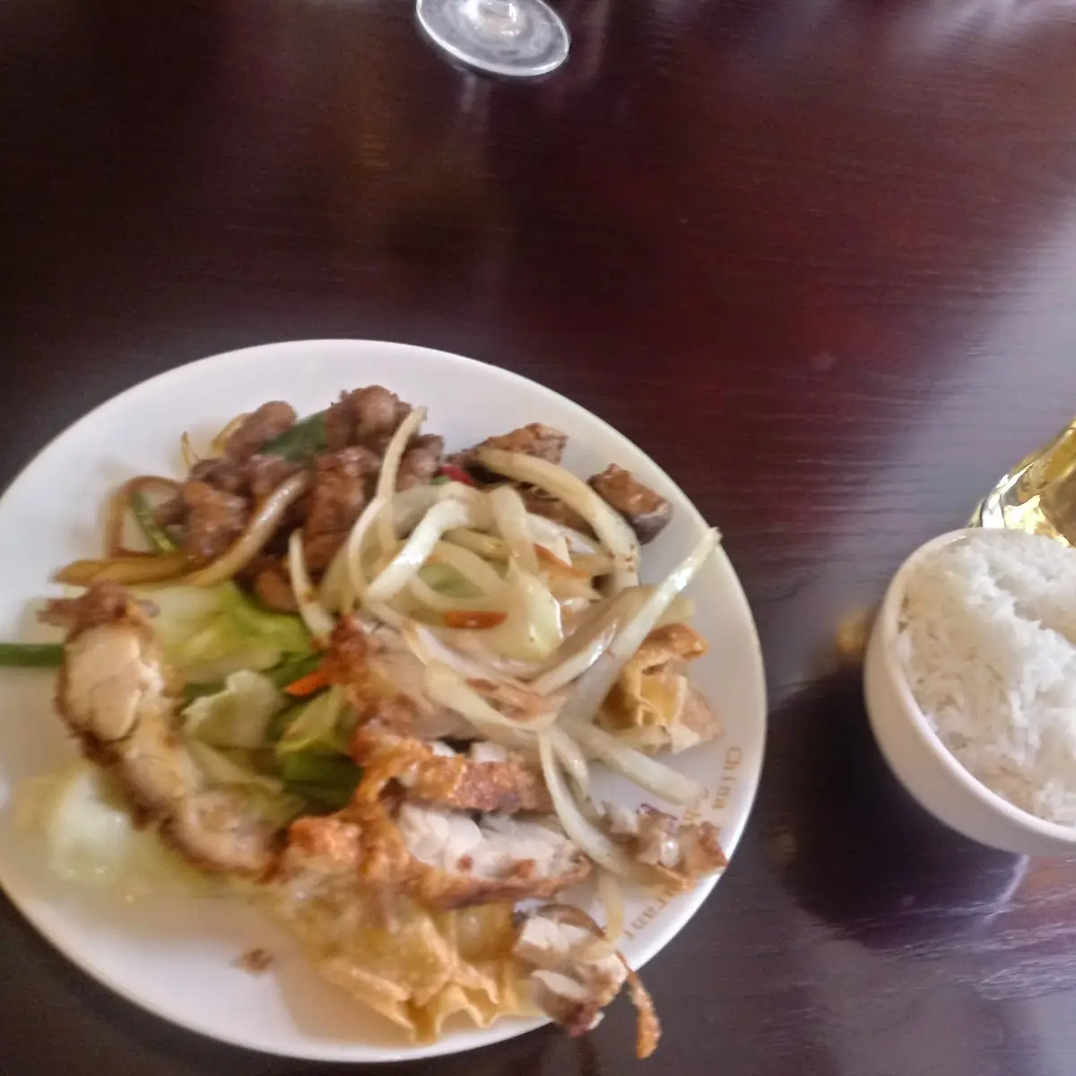 Menü Mit Reis Und OBI Gspritzt