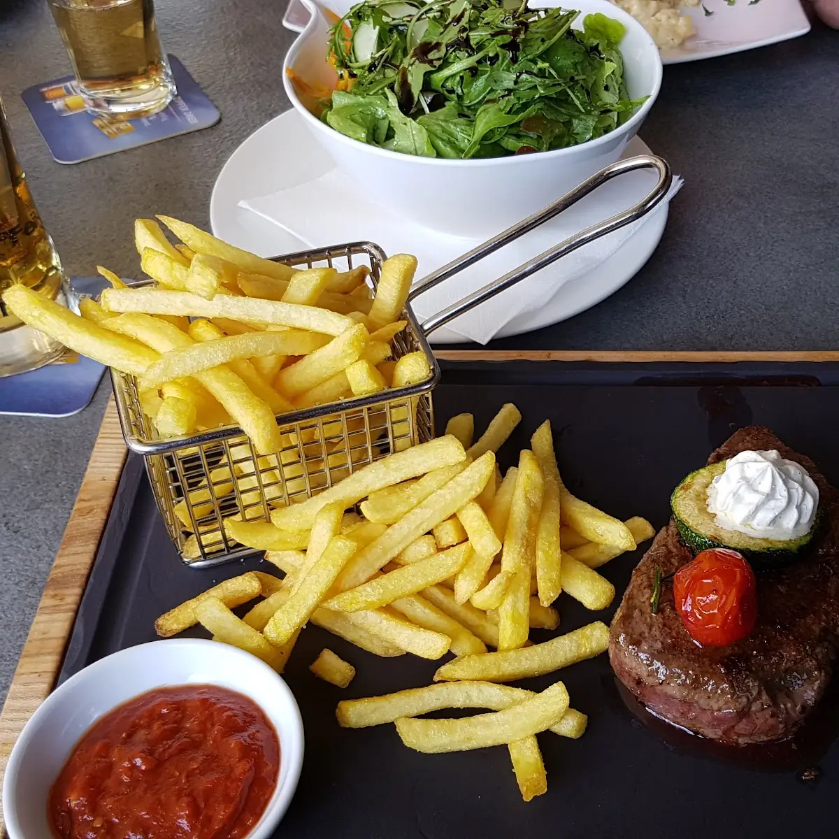 Steak Mit Pommes