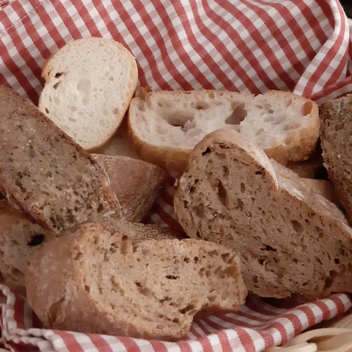 Cestino Di Pane