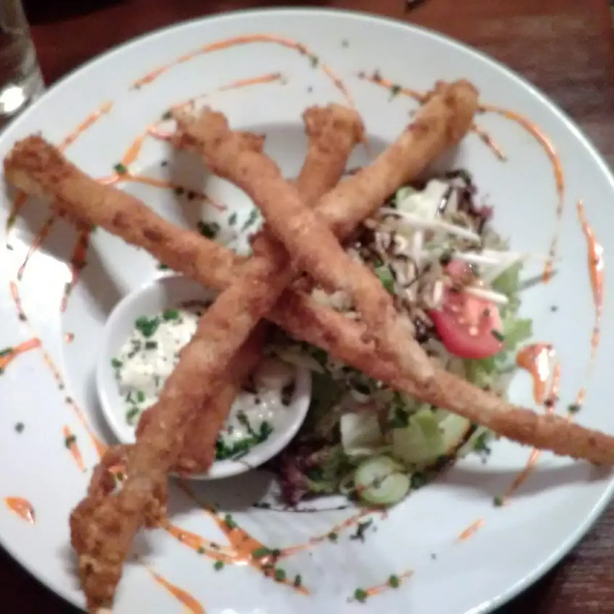 Schwarzwurzeln Gebacken Mit Sauce Tartar Und Salat
