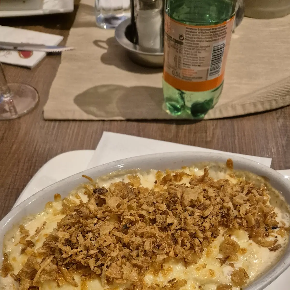 Käse Spätzle Mit Salat