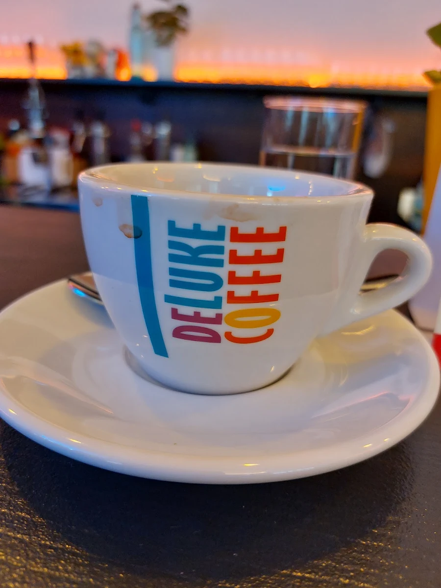 Highlights, Deluke Coffee