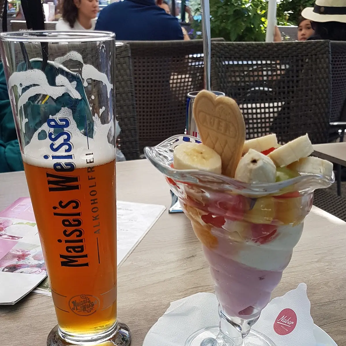 Fruchtbecher Mit Eis