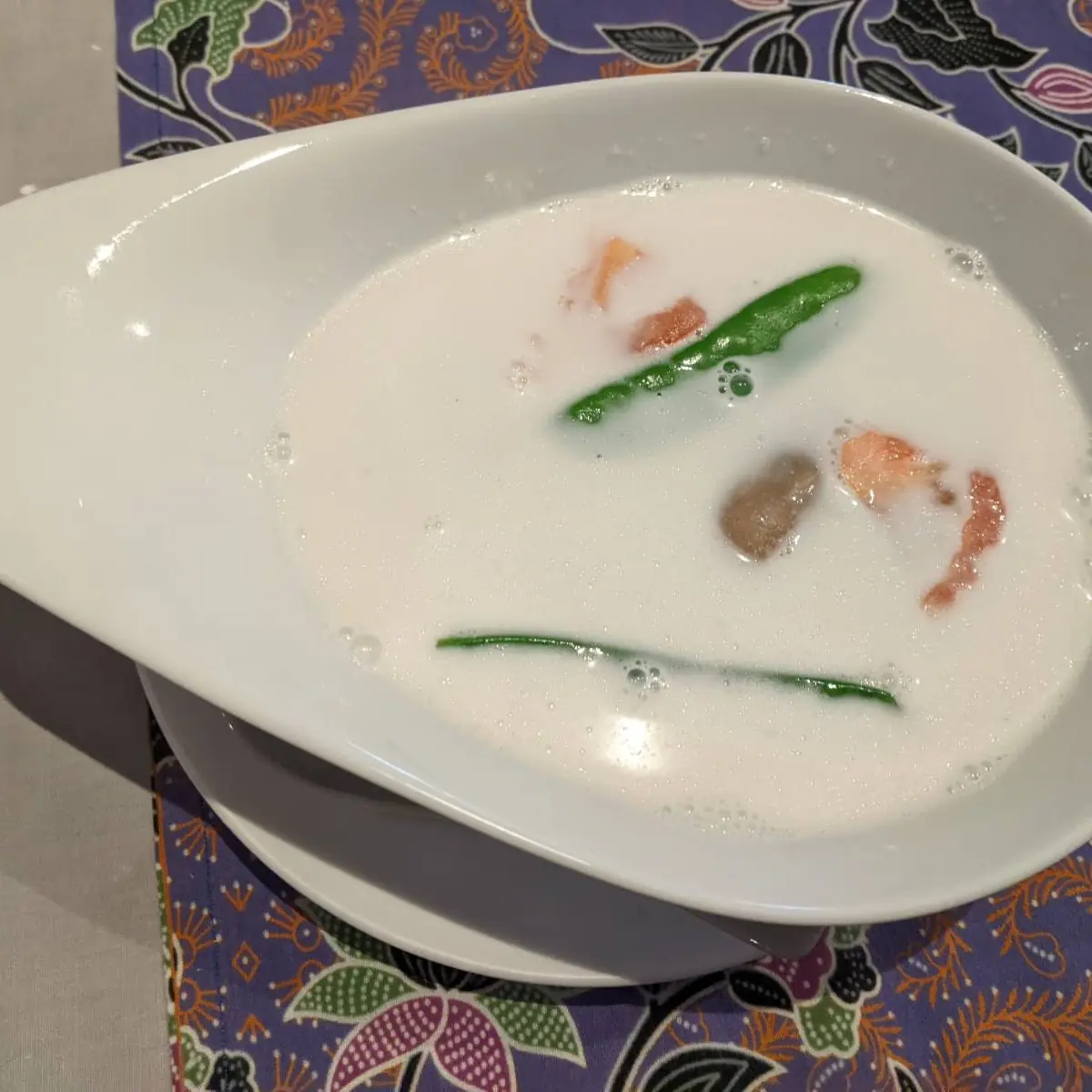 B4 Tom-Kha-Kai