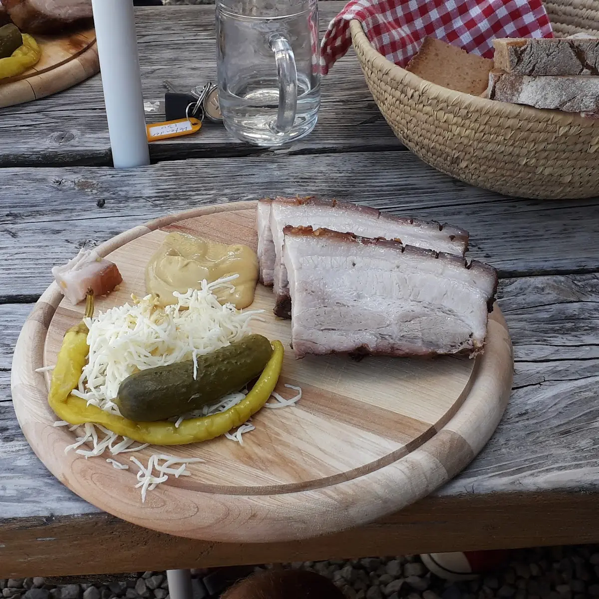 Warmer Schweinsbraten