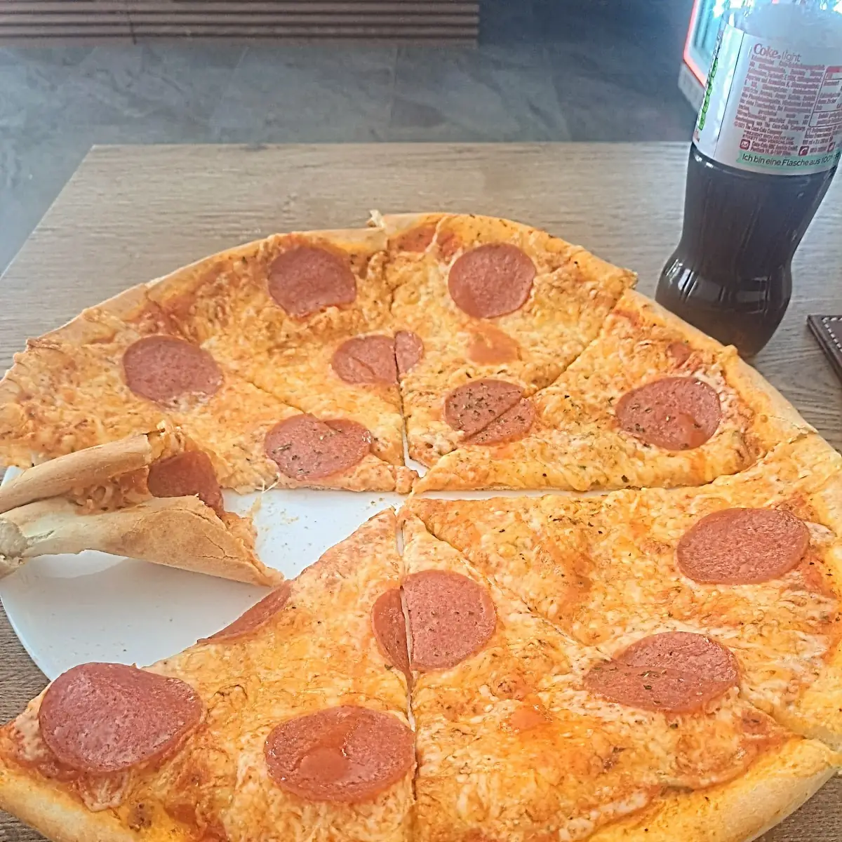 Salamipizza