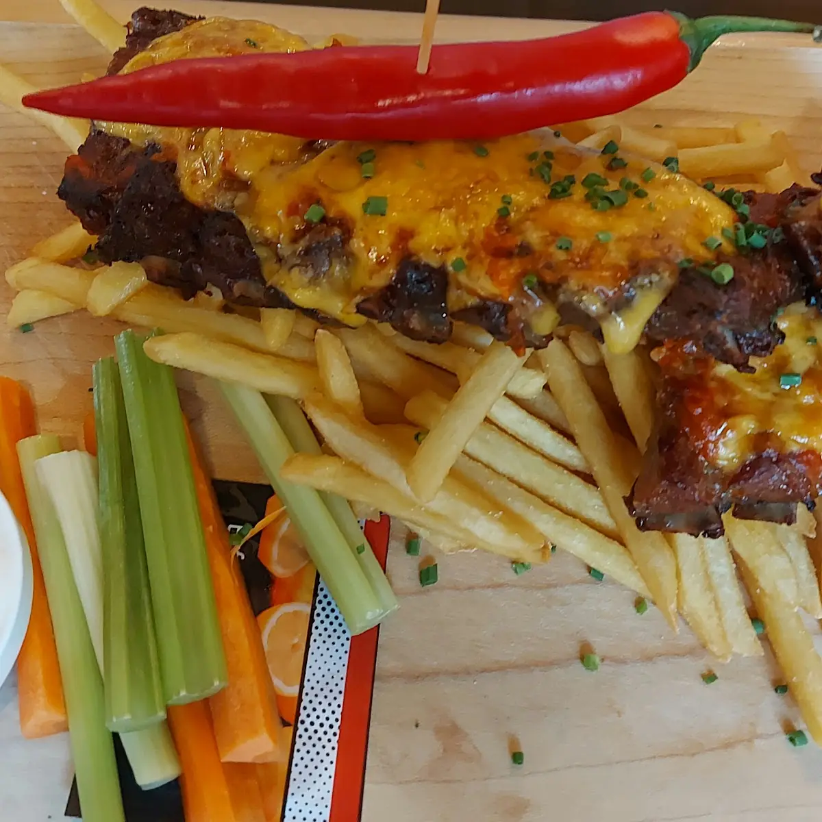 Spicy Spare Ribs Mit Käse Überbacken