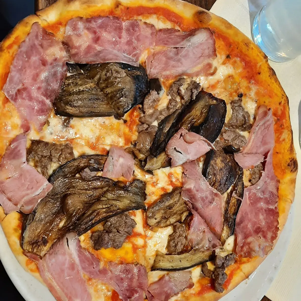 Castel Nuovo Pizza
