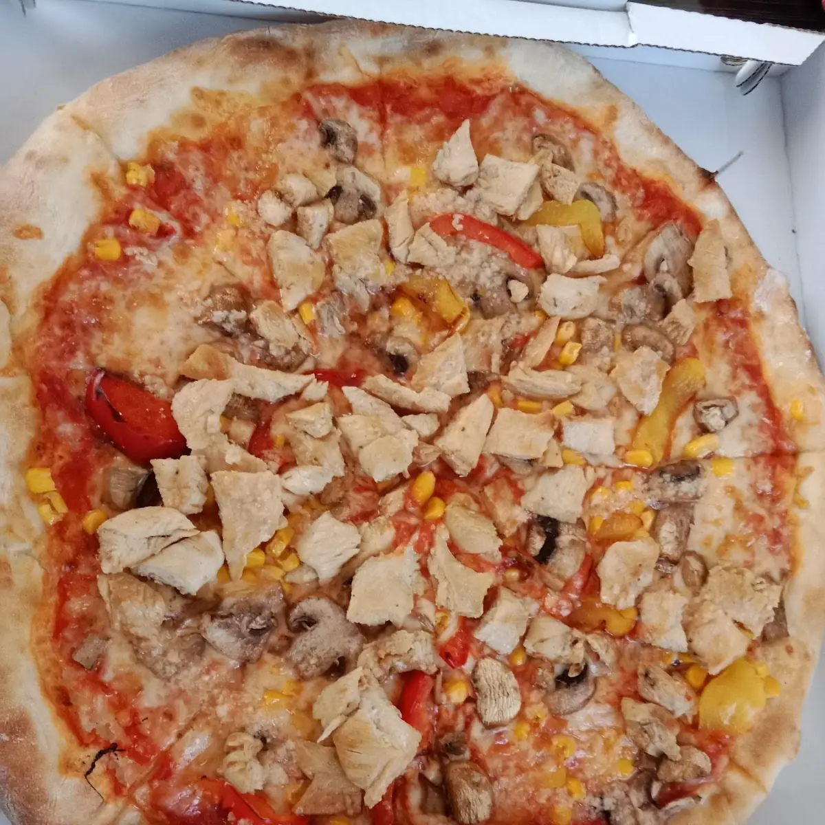 Pollo Pizza