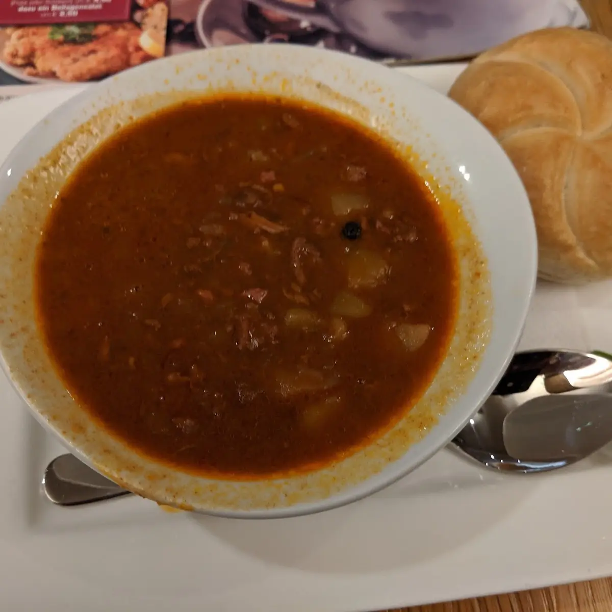 Gulaschsuppe