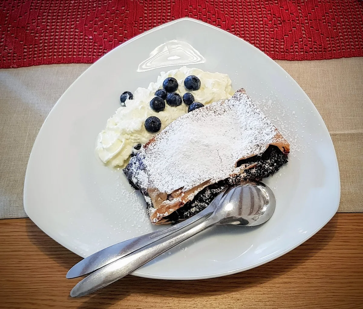 Heidelbeerstrudel