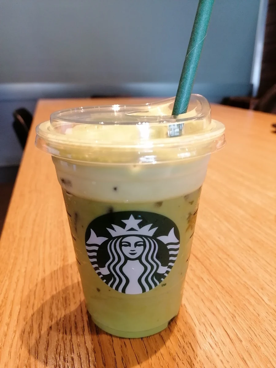 Iced Matcha Tea Latte