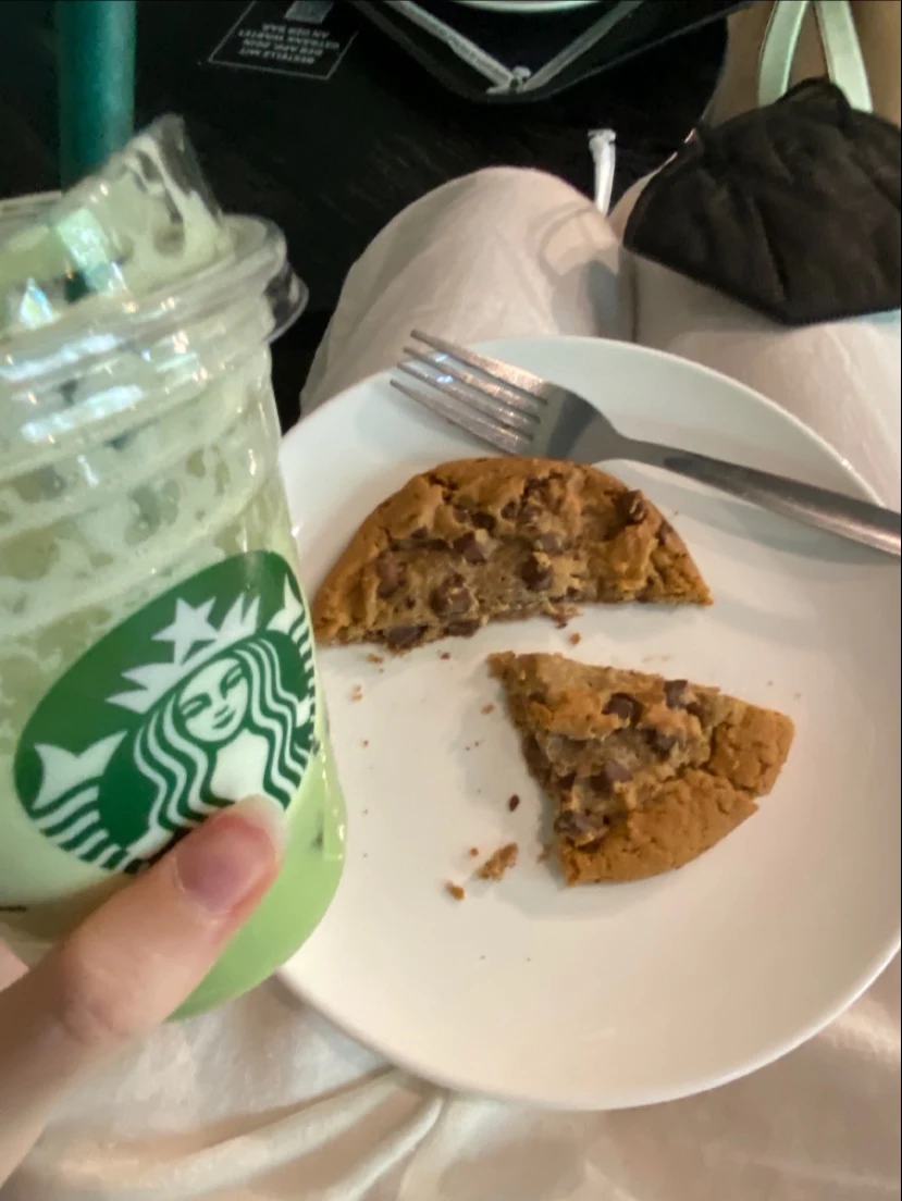 Latte Chocolate Chip Cookie