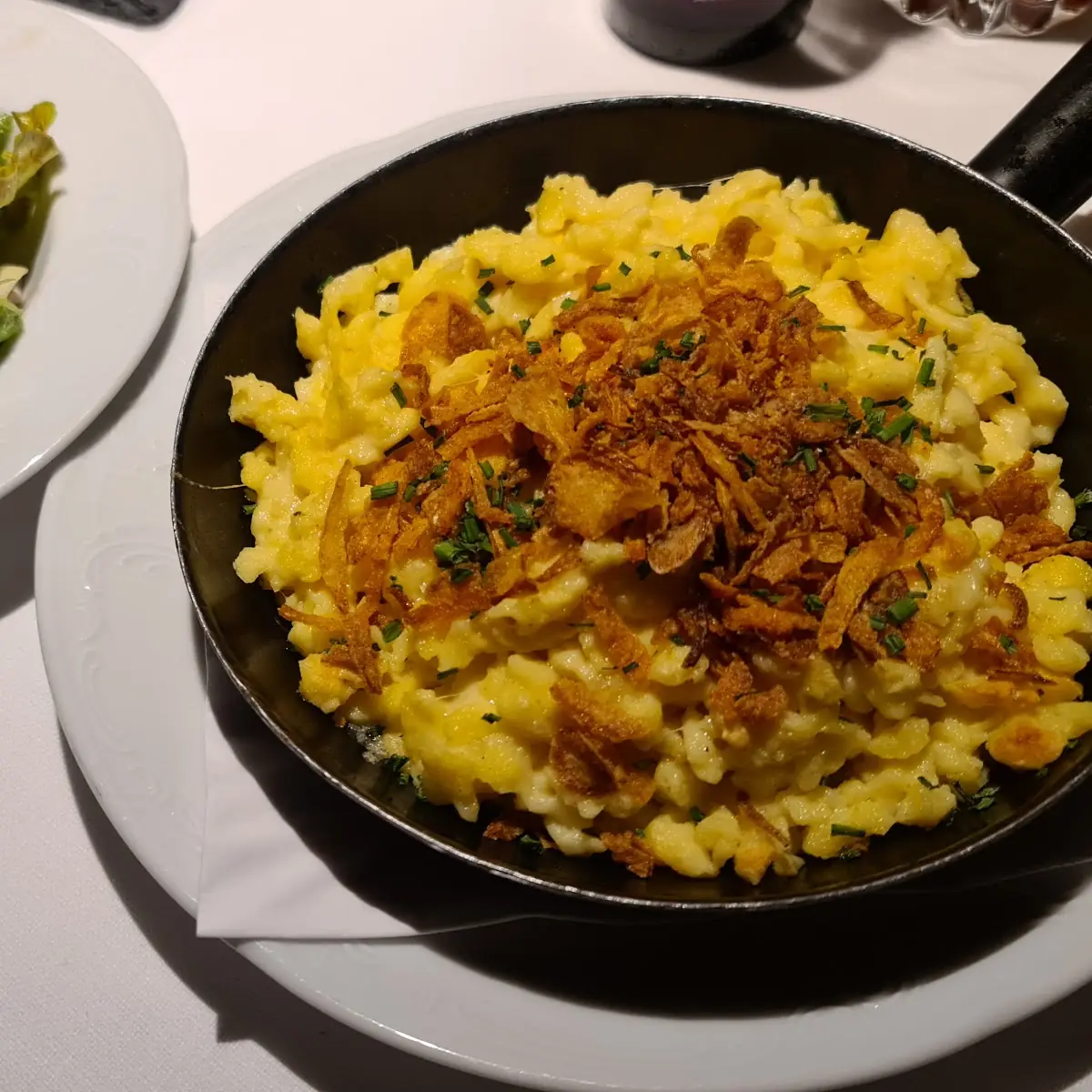 Kässpätzle Mit Blattsalat
