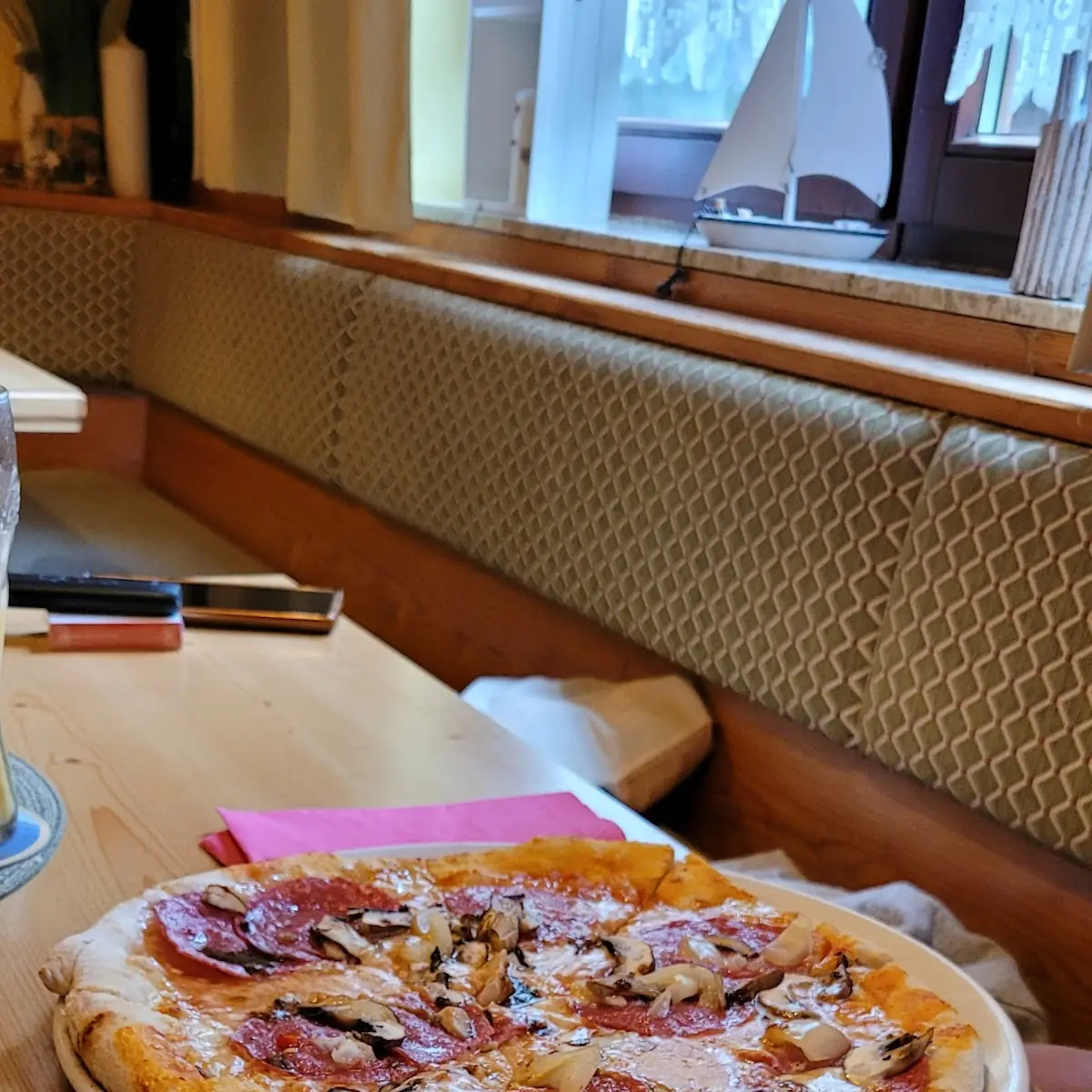 Pizza Salerno Und Pizza Diavolo
