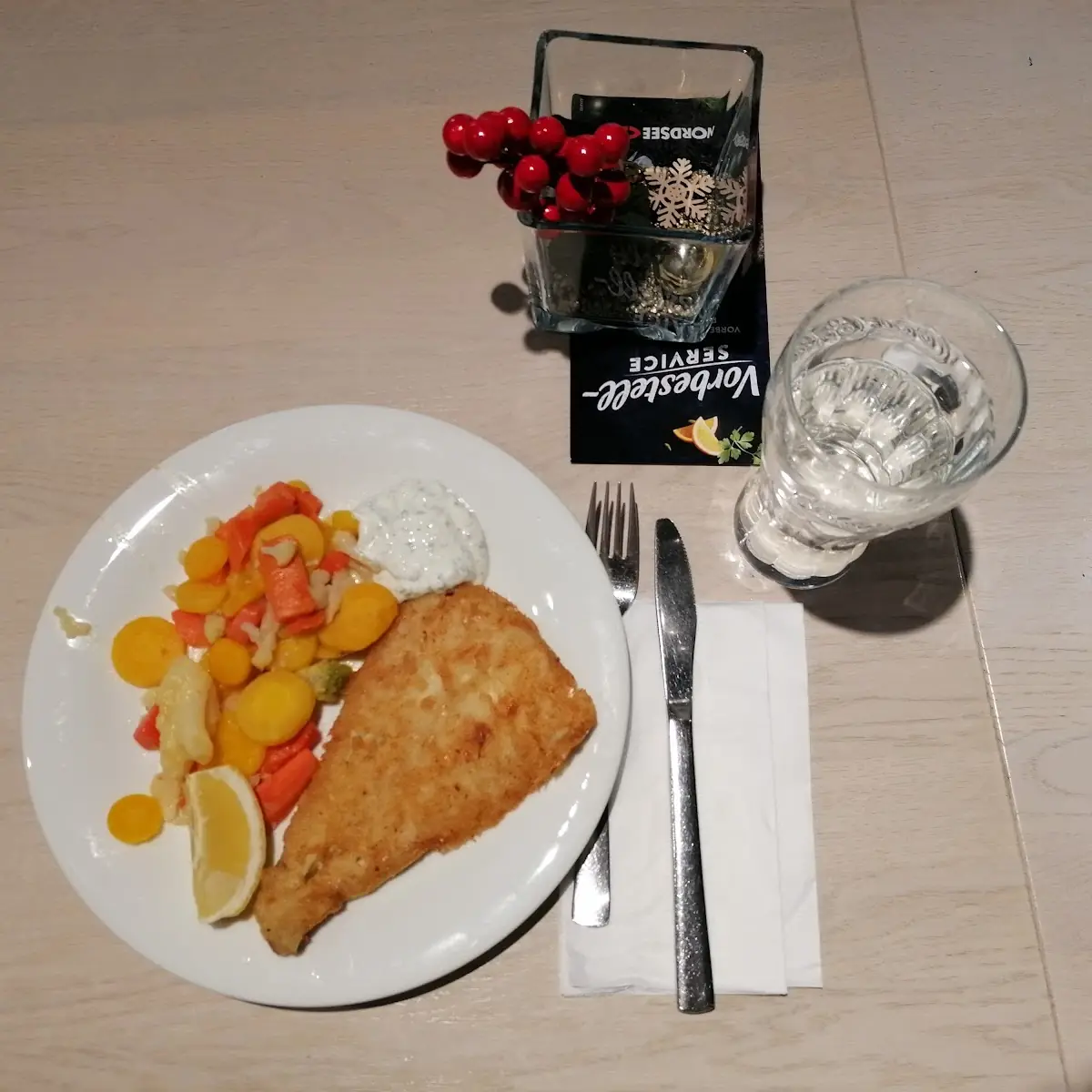 Fisch Des Tages Mit Gemüse