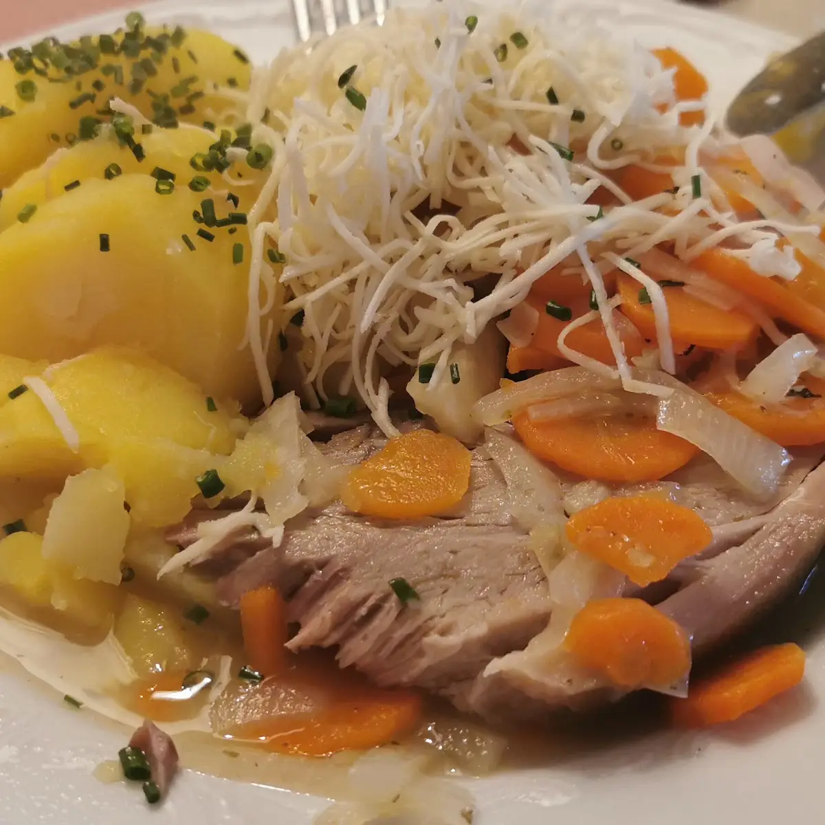 Rindfleisch Mit Erdäpfel Und Krenn
