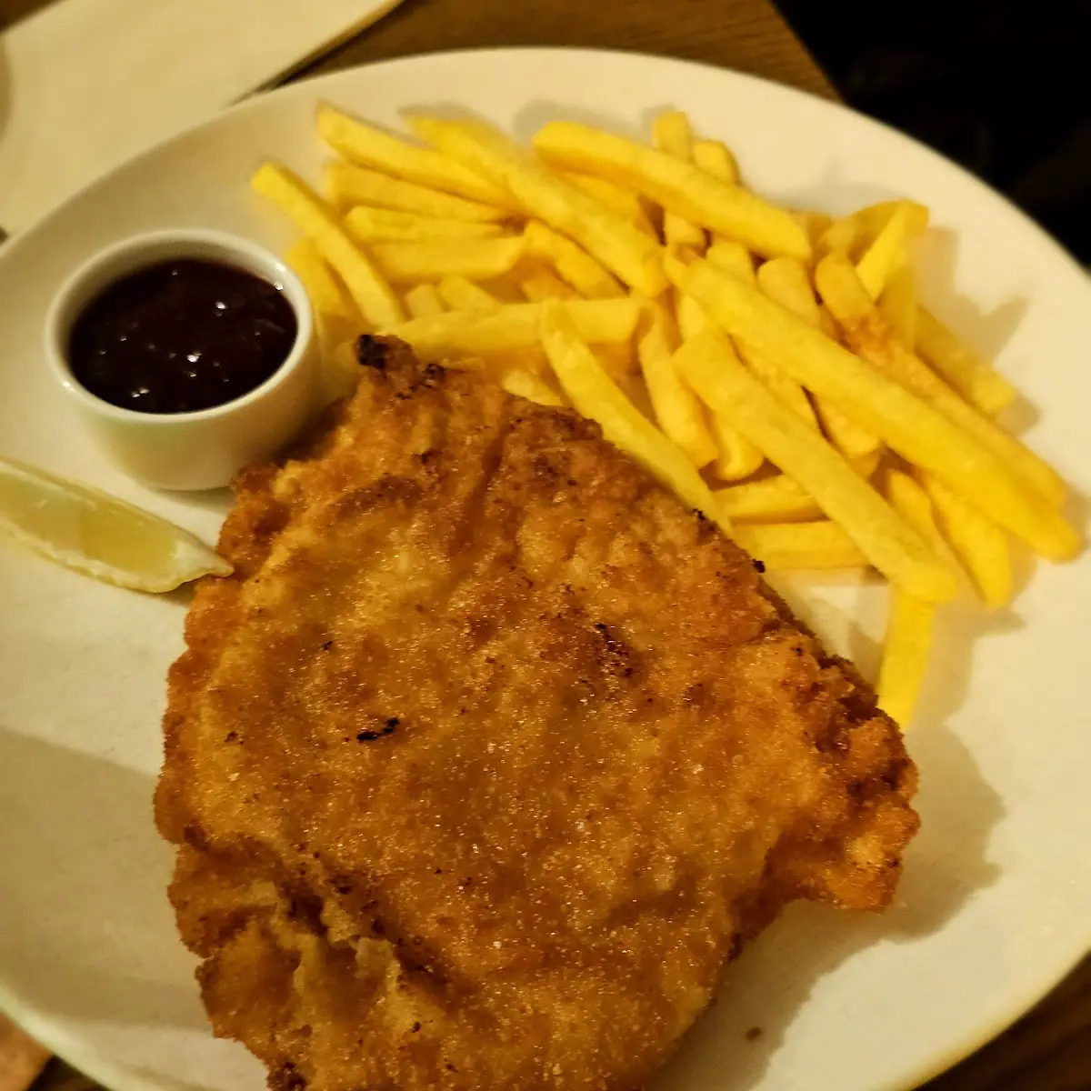 Schnitzel Mit Pommes