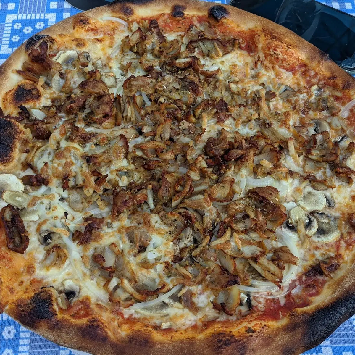 Kebab Pizza