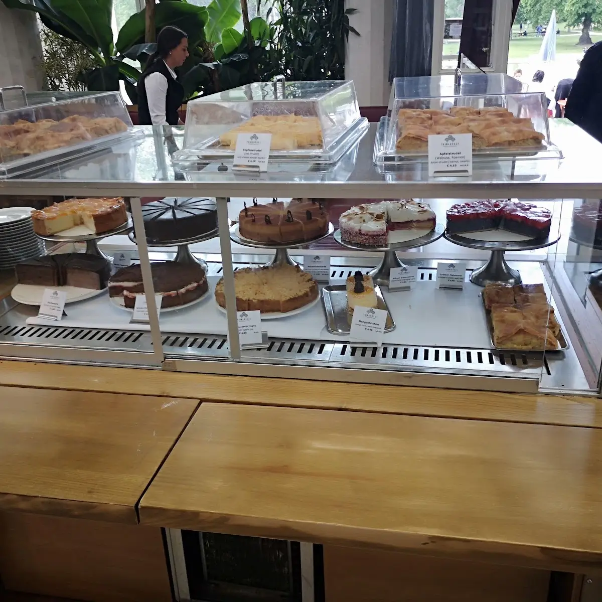 Cakes