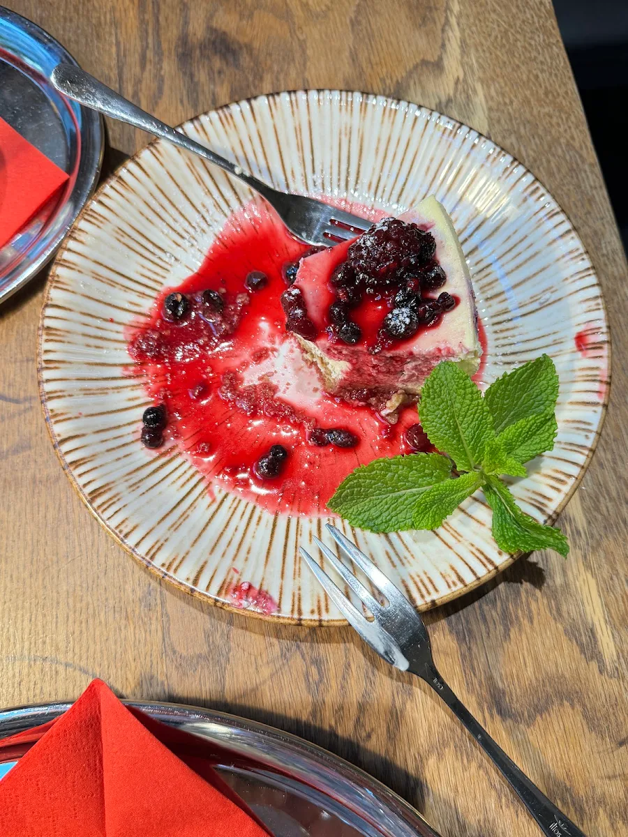 Cheesecake with Berries