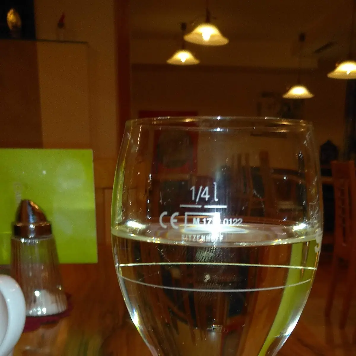 Weißer Gspritzet