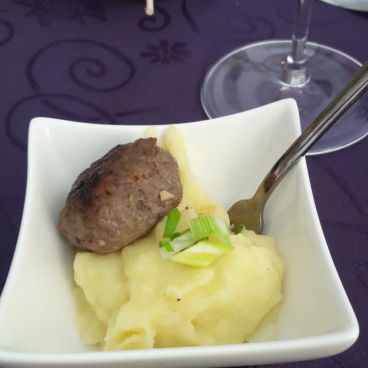 Mini Fleischlaibchen Mit Püree