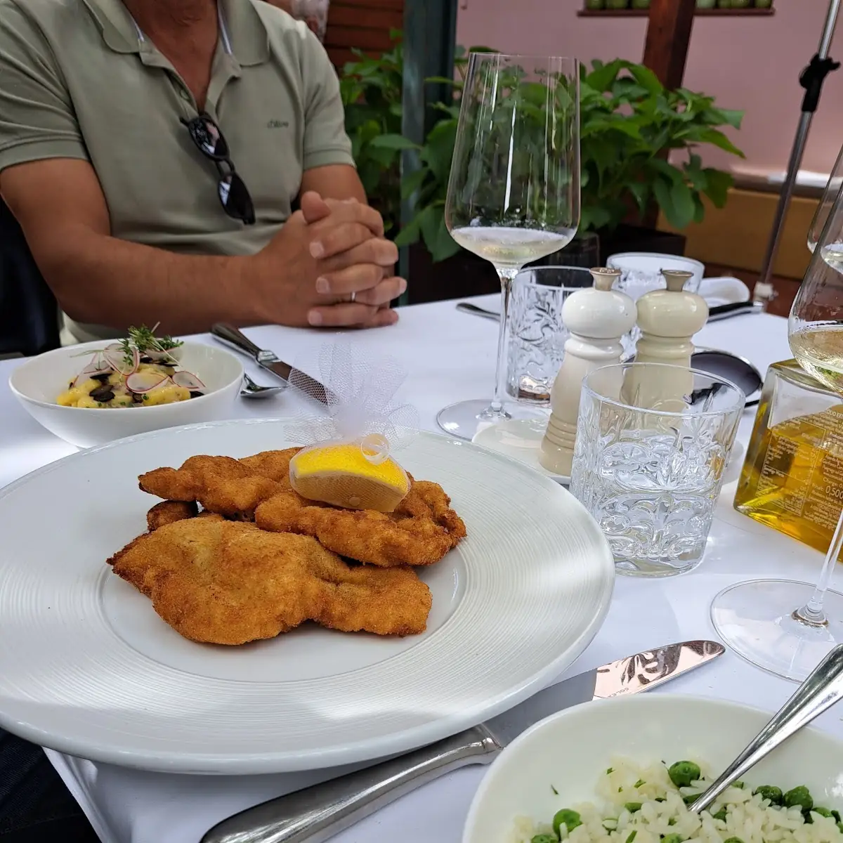 Wiener Schnitzel Mit Risipisi