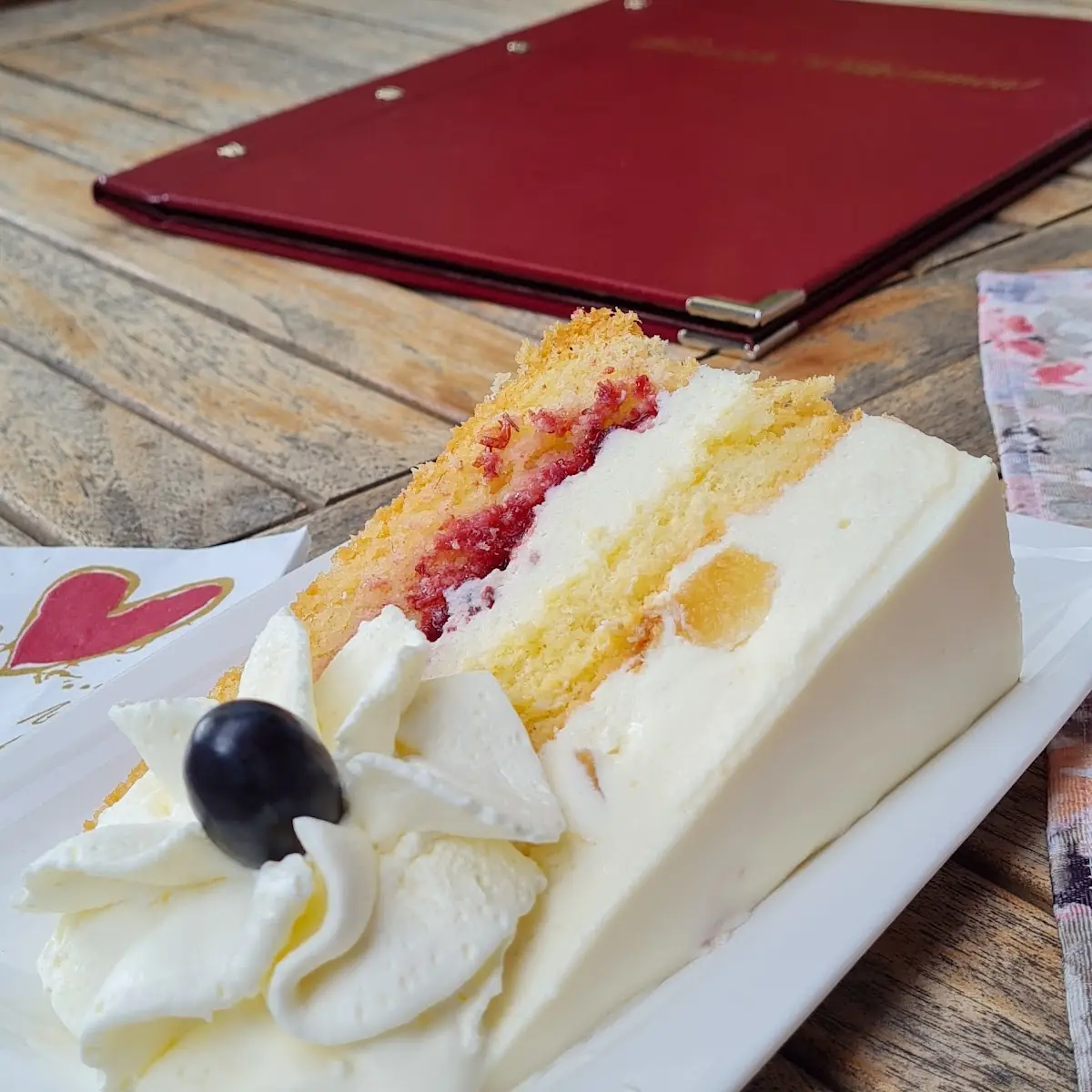 Joghurt Torte